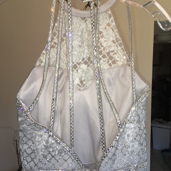 Evening gown - Picture 3 of 6